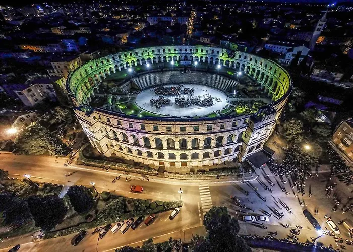 New Large App Near Sea, Cozy 3 Bedrooms&2 Bathrooms *