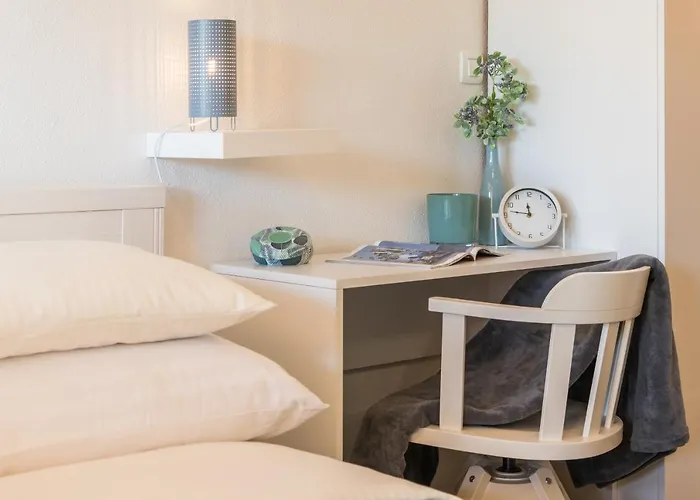 New Large App Near Sea, Cozy 3 Bedrooms&2 Bathrooms Apartament Pula